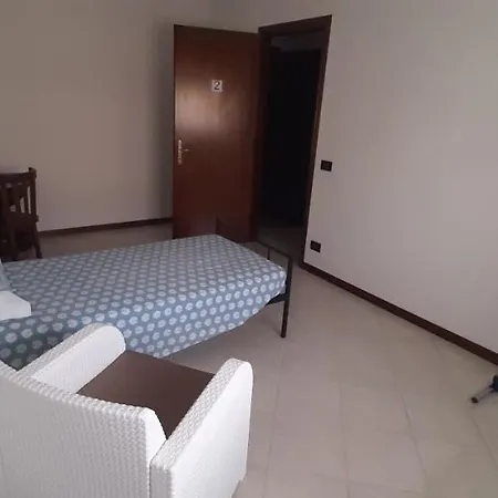 Guest house Dormi E Fuggi